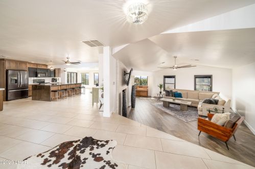 4081 Vega Dr, Lake Havasu City, AZ 86404-1701