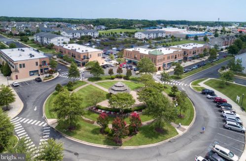 33675 Hunters Run, Lewes DE  19958-4844 exterior