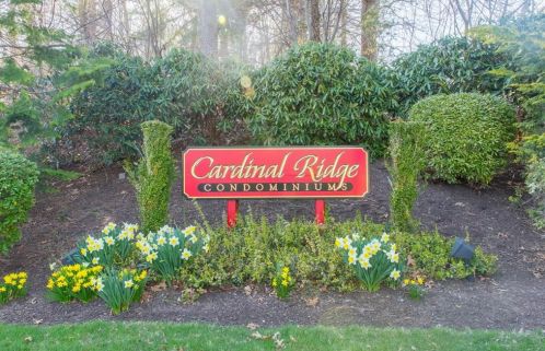 21 White Birch Ct, North Kingstown, RI 02852-6524
