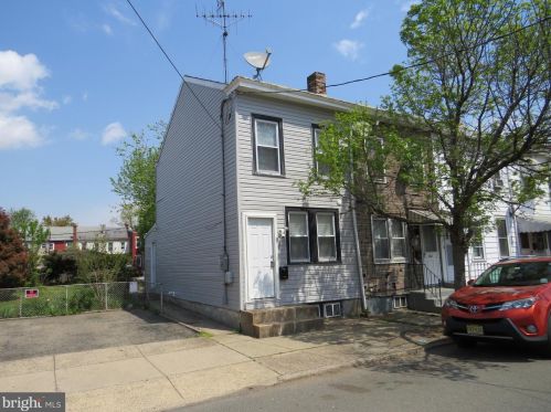 820 Genesee St, Trenton, NJ 08610-6220