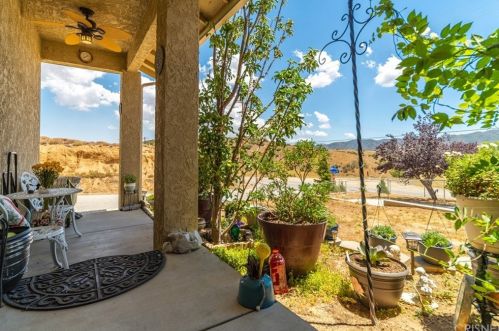 42809 Limeridge Dr, Leona Valley CA  93532-1511 exterior