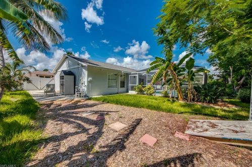 1139 13th Ter, Cape Coral FL  33990-3747 exterior