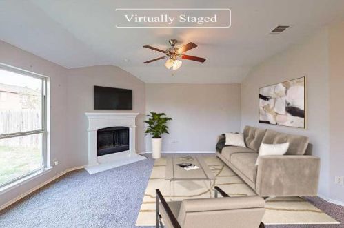 8805 Yosemite Trl, Aubrey, TX 76227-2211