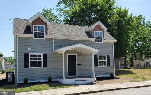 111 Mccolley St, Slaughter Beach, DE 19963-1563