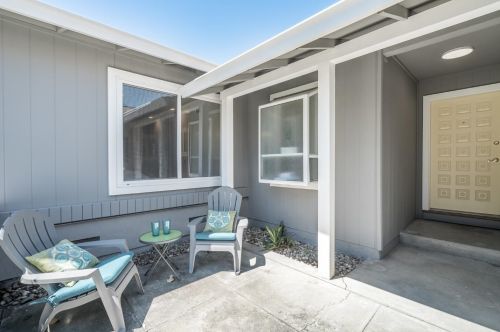 6129 Del Robles Ct, San Jose, CA 95119-1412