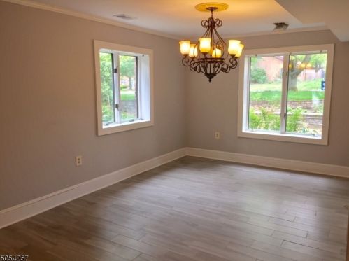 68 Savage Rd, Parsippany NJ  07834-1603 exterior