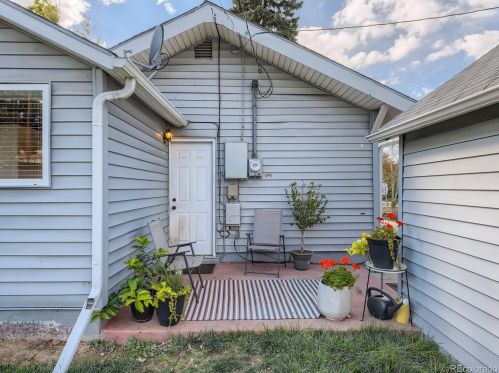 3076 Pearl St, Englewood CO 80113-2709 exterior