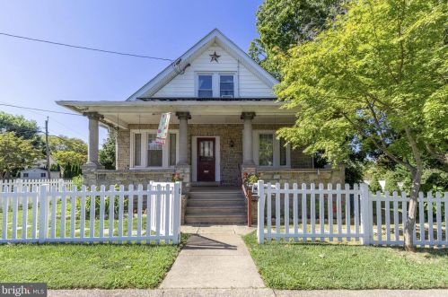 200 Ellis Rd, Willow Grove, PA 19090-2418