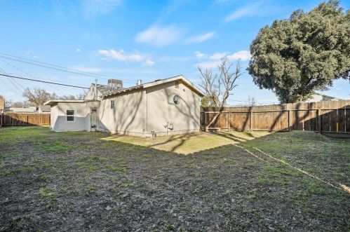 1401 Tebbutt Ave, Modesto CA  95350-3948 exterior