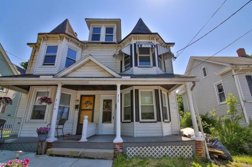 317 5th St, Bangor, PA 18013-1823
