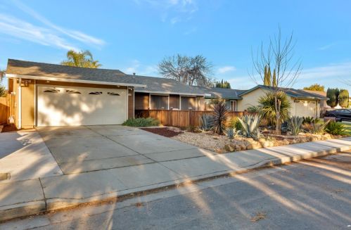 2876 Plumas Dr, San Jose, CA 95121-2343