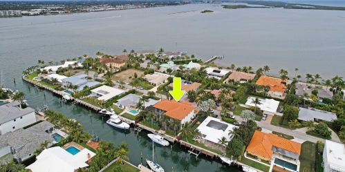 1061 Gulfstream Way, West Palm Beach FL  33411-1816 exterior