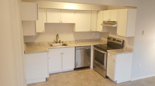 274 Hooker Ave, Poughkeepsie, NY 12603-3022