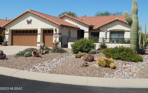 1005 Western Sunset Dr, Green Valley, AZ 85614-5536