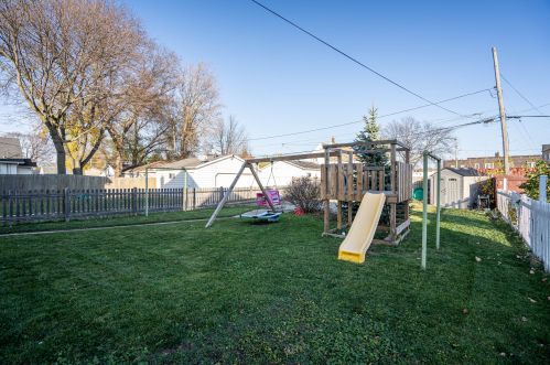 6623 29 Ave, Kenosha WI 53143-6649 exterior