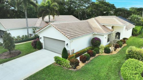 282 Sherwood Forest Dr, Delray Beach, FL 33445-3871