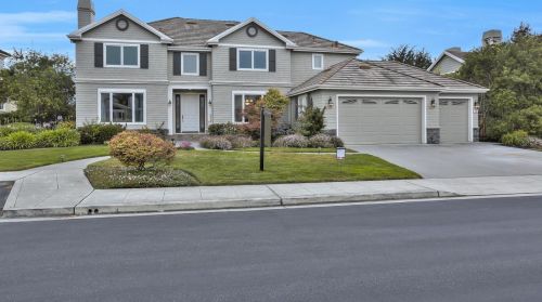 135 Cypress Point Rd, Princeton By The Sea, CA 94019-8004