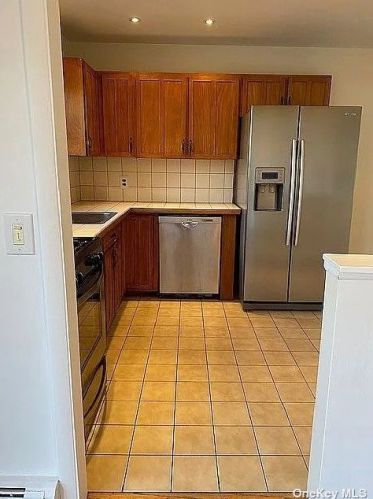142 Loder Rd, Yorktown Hgts NY  10598-3911 exterior