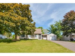 2128 Sloan St, Saint Paul, MN 55117-2029
