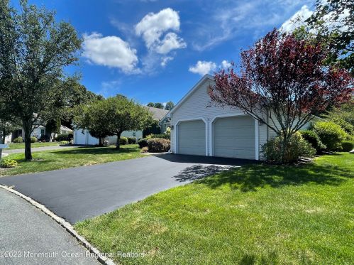 58 Ivy Hill Rd, Lakewood NJ  08701-5772 exterior