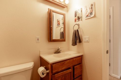 17155 Oscar Dr, Grass Valley CA  95949-7220 exterior