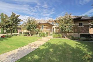 13408 Michaelangelo Dr, Bakersfield, CA 93314-6903