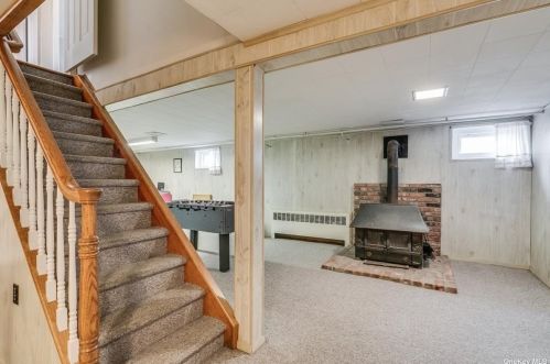 55 Spruce Ave, Bethpage NY  11714-1328 exterior