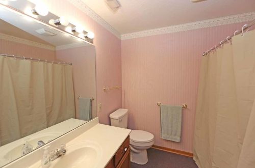 23 Woodberry Dr, Mount Vernon OH  43050-9032 exterior
