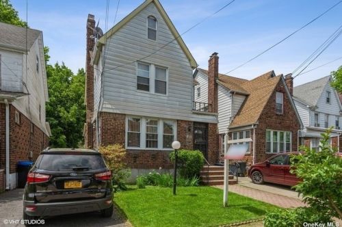 110-42 208th St, Jamaica, NY 11429-1007
