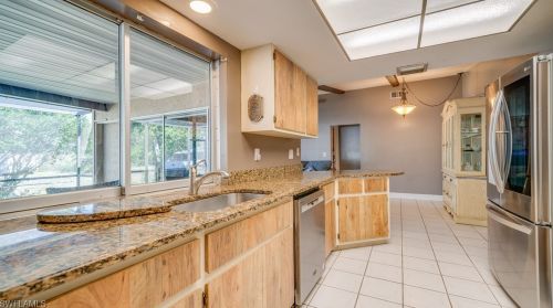 605 Leeland Heights Blvd, Lehigh Acres FL  33936-6721 exterior