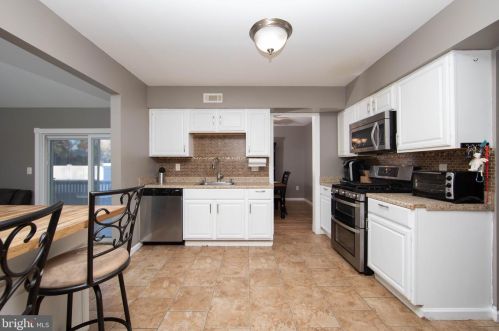 162 Morris Ave, Blenheim NJ 08012-2931 exterior