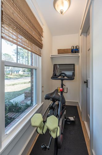 725 Chatter Rd, Mount Pleasant SC  29464-5116 exterior