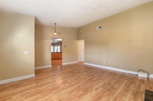 8437 Juglans Dr, Citrus Heights CA  95662-3048 exterior