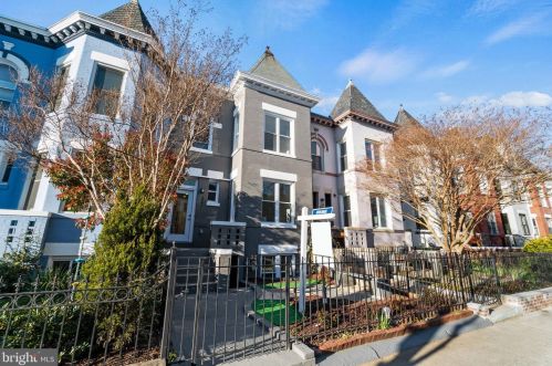 1351 Newton St, Washington, DC 20017-2514