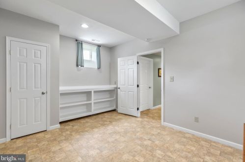 527 Willis St, Fredericksburg VA  22401-5650 exterior