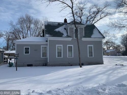 324 3rd St, Litchfield, MN 55355-2358