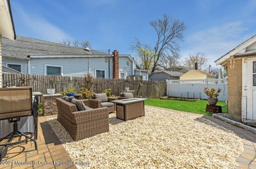 315 Ave, Belmar NJ 07719-2430 exterior