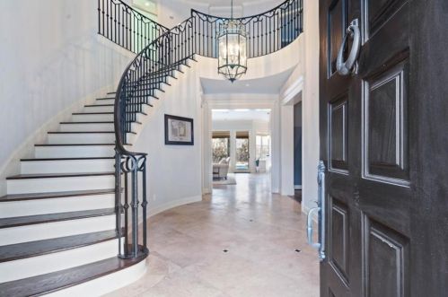 4502 Braeburn Dr, Bellaire, TX 77401-5512