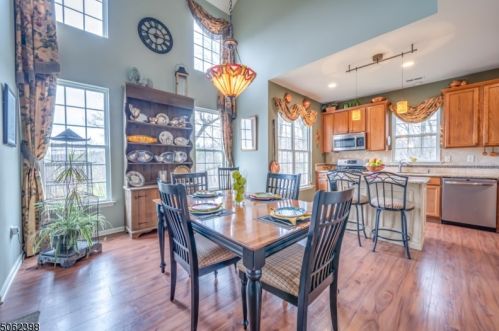 40 Brock Ln, Hackettstown NJ  07840-5677 exterior