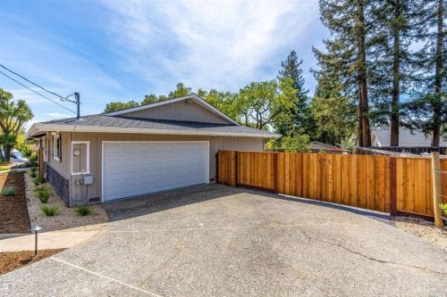 5305 Carriage Ln, Santa Rosa CA  95403-1367 exterior