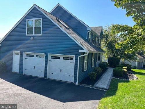 1011 Farm Ln, Prospectville, PA 19002-5004