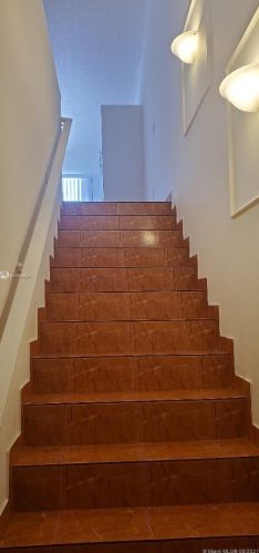 7881 36th Ave, Hialeah, FL 33018-7532