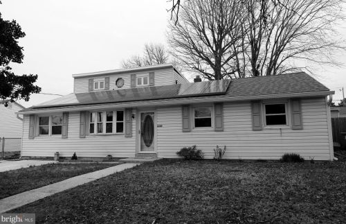 2205 Henlopen Ave, Wilmington, DE 19804-3621