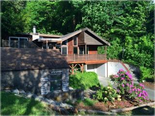 1600 Bay Dr, Olympia WA  98506-3222 exterior