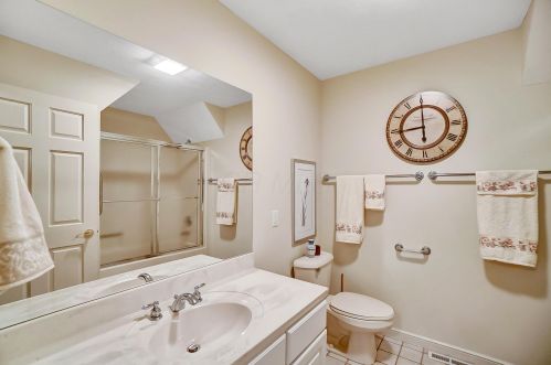 509 Leesburg Ave, Washington Ch OH  43160-1248 exterior