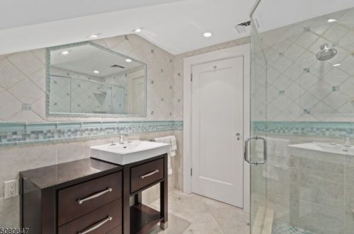 96 Undercliff Rd, Montclair NJ 07042-1718 exterior