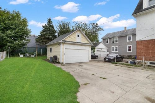 193 Unit St, Providence RI 02909-3941 exterior