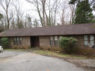 701 Crest Forest Rd, Knoxville, TN 37923-2318