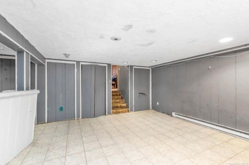 1506 Peapond Rd, North Bellmore NY  11710-2924 exterior