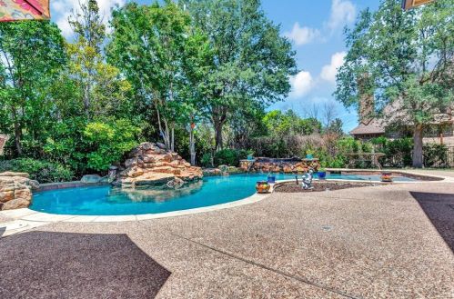 5437 Stone Canyon Dr, Frisco, TX 75034-2220